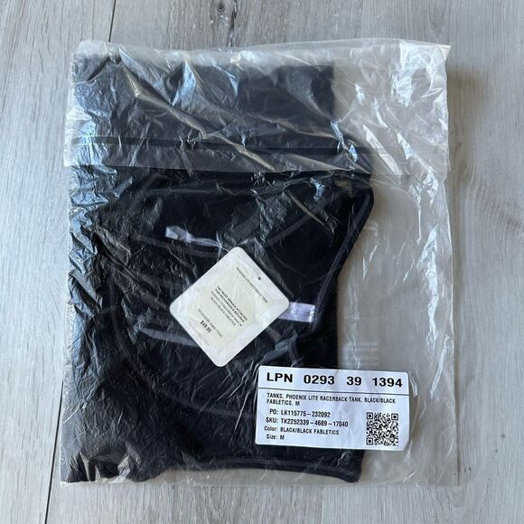 Fabletics Phoenix Lite Racerback Tank Black  M NWT in packaging‎ - Picture 4 of 6